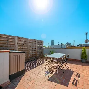 https://casa-comtes-001.topbarcelonahotels.com